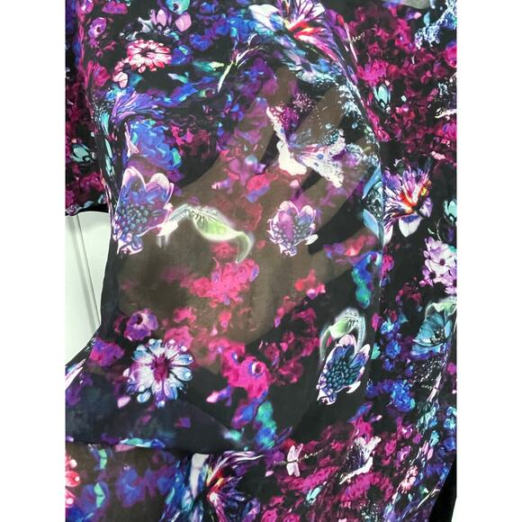Guess Blouse Medium Purple Floral Sheer Front Whimsigoth Boho NWT - Picture 3 of 7